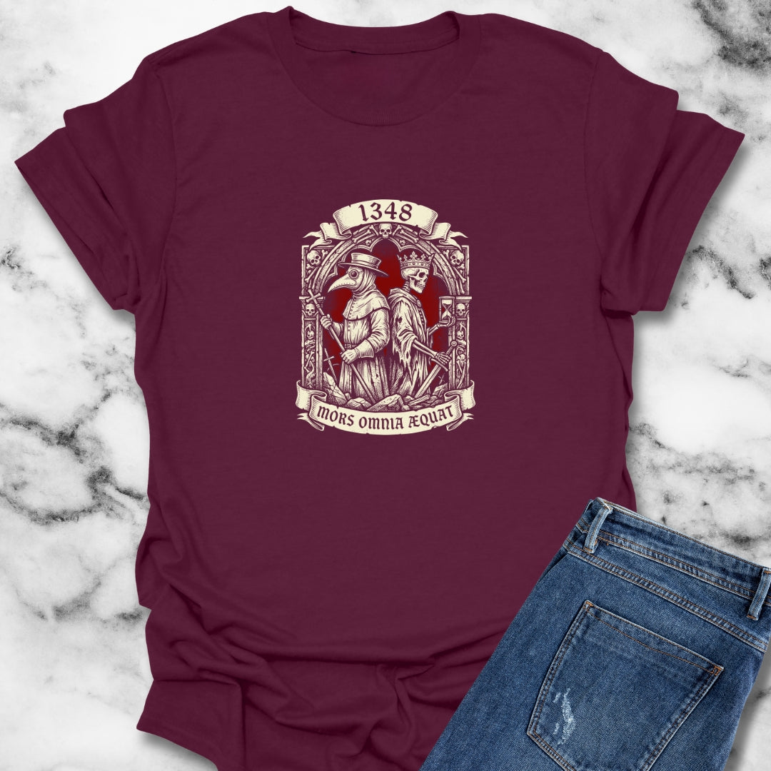 Black Plague Death Makes Equal in Latin T-Shirt