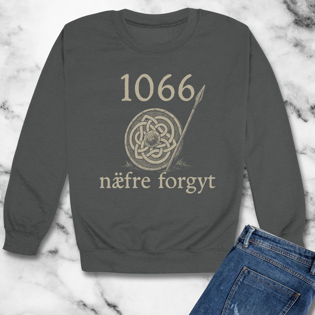 Hastings 1066 Never Forget in Old English Unisex Heavy Crewneck Sweatshirt